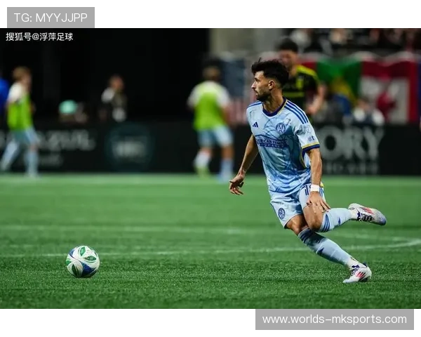 卡利亚里0-1亚特兰大，客场防守顽强进攻乏力